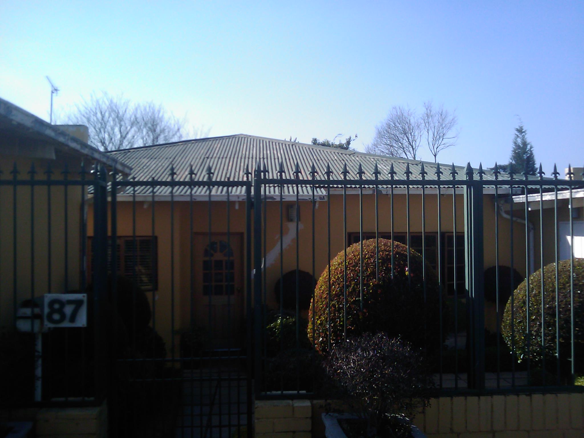 Park Front Before (2017_09_06 13_28_43 UTC)